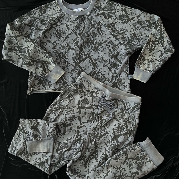 JoyLab Other - Joy lab sweat set. Distressed gray and black color. Size XS/S.